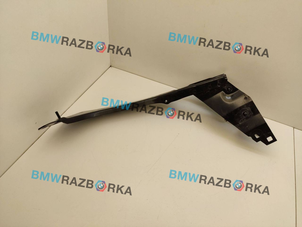 кронштейн передней панели (телевизора) BMW 2 серия Gran Tourer F46 2017, 1.5 л., B37 C15 A, дизель, МКПП, минивэн, 7426634
