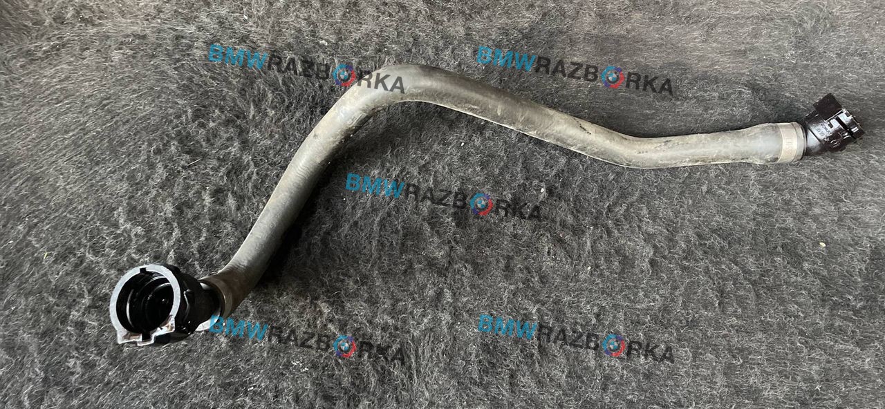 патрубок радиатора BMW 3 серия F30/F31/F34 F31 2014, 2.0 л., N47 D20 C, дизель, МКПП, синий, универсал, полный привод, правый руль, 8510306