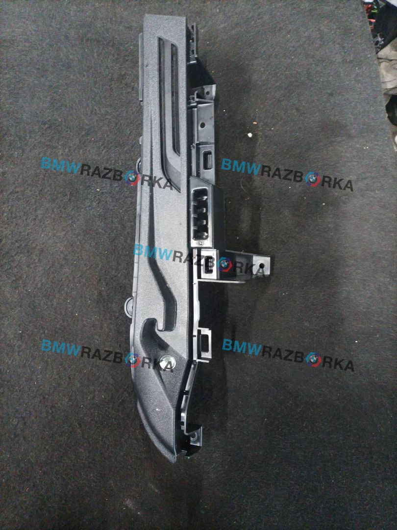 направляющая шторки багажника (салазки) BMW X3 G01 2019, 2.0 л., B48 B20 B, бензин, АКПП, внедорожник 5 дв., полный привод, правый руль, 51477396603