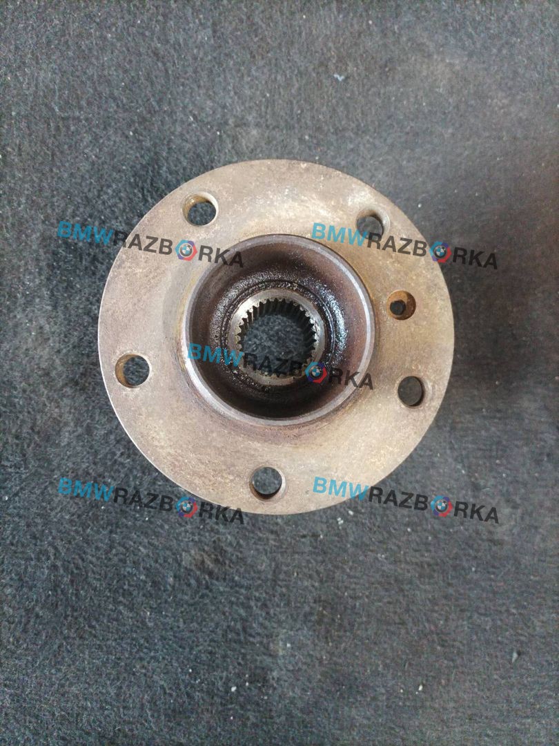 ступица задняя BMW 7 серия F01/F02 F01 2009, 3.0 л., N57 D30 A, дизель, АКПП, седан, задний привод, правый руль