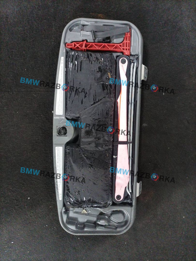 ящик под инструменты BMW 7 серия F01/F02 F01 2009, 3.0 л., N57 D30 A, дизель, АКПП, седан, задний привод, правый руль