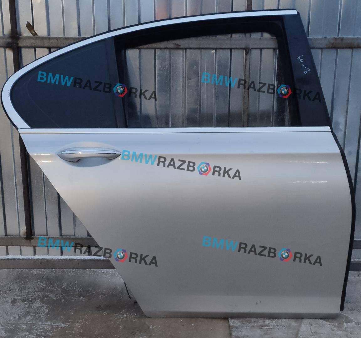 дверь задняя правая BMW 7 серия F01/F02 F01 2009, 3.0 л., N57 D30 A, дизель, АКПП, седан, задний привод, правый руль