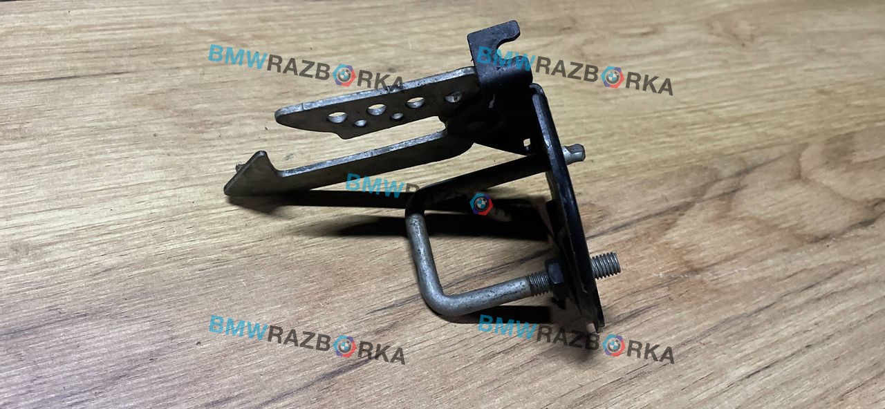 замок капота BMW 7 серия F01/F02 F01 2009, 3.0 л., дизель, правый руль, 7183764