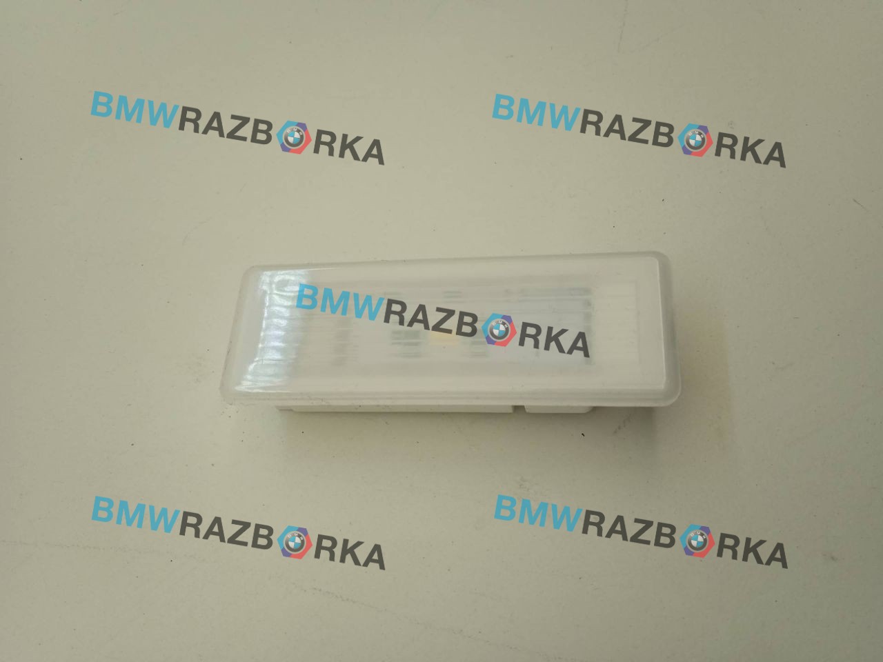 плафон подсветки бардачка BMW X3 G01 2021, 2.0 л., B48 B20 A, бензин, АКПП, внедорожник 5 дв., правый руль, 9313574