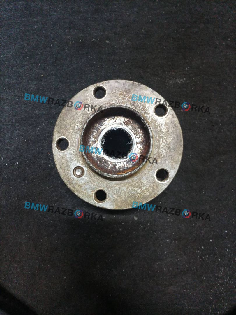 ступица передняя BMW X6 E71/E72 E71 2011, 4.4 л., N63 B44 A, бензин, АКПП, внедорожник 5 дв.