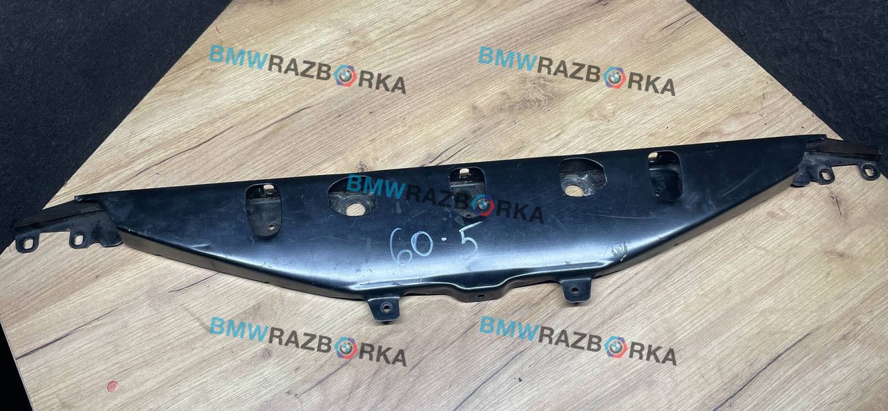 верхняя планка телевизора BMW 7 серия F01/F02 F01 2009, 4.0 л., дизель, АКПП, imperial-blau brillant metallic, седан, задний привод, правый руль, 7199417