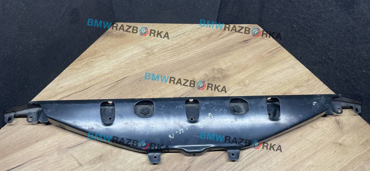 верхняя планка телевизора BMW 7 серия F01/F02 F01 2009, 3.0 л., N57 D30 A, дизель, АКПП, седан, задний привод, правый руль, 7199417