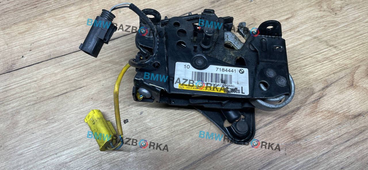 замок капота BMW 6 серия F06/F12/F13 F06 2012, 4.0 л., D, дизель, АКПП, седан, задний привод, правый руль, 7184441