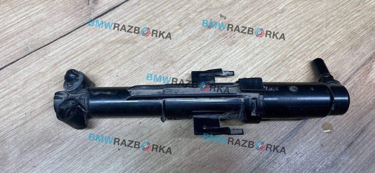 форсунка омывателя фары правая BMW 6 серия F06/F12/F13 F06 2012, 4.0 л., D, дизель, АКПП, седан, задний привод, правый руль, 7246088