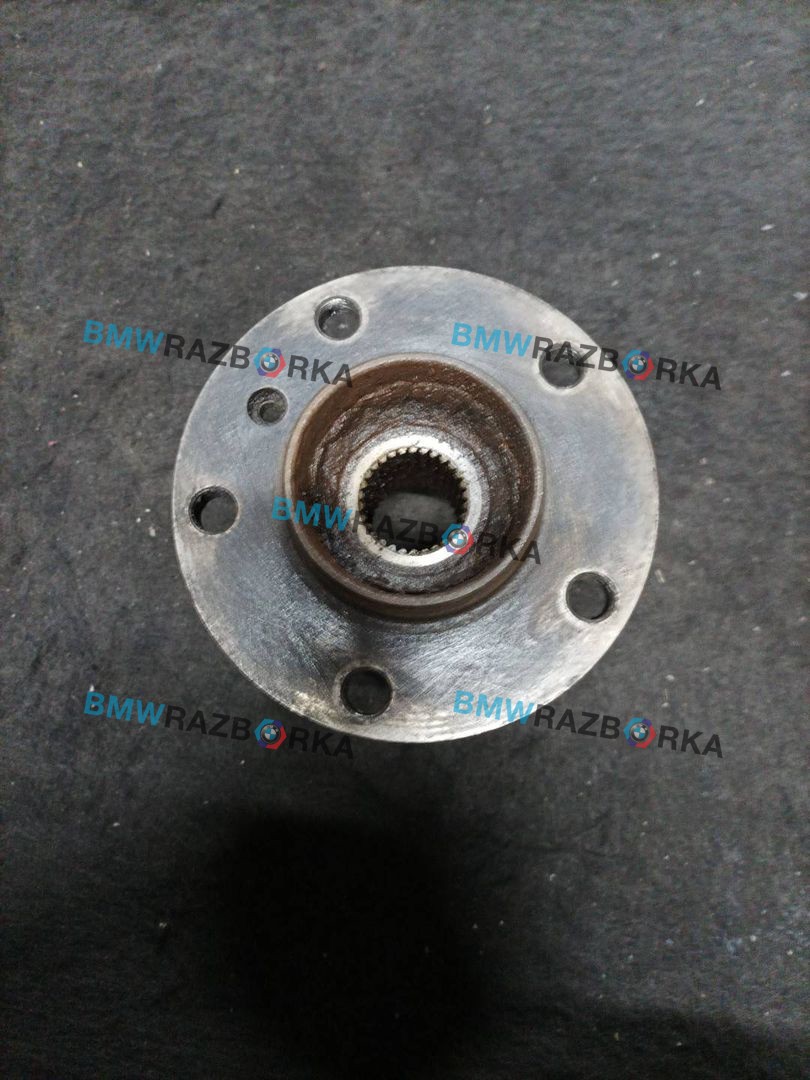 ступица задняя BMW 5 серия F07/F10/F11 2012, 3.0 л., N57 D30 A, дизель, хетчбэк 5 дв., задний привод, правый руль