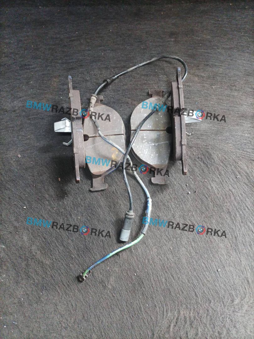 тормозные колодки BMW 5 серия F07/F10/F11 2012, 3.0 л., N57 D30 A, дизель, хетчбэк 5 дв., задний привод, правый руль