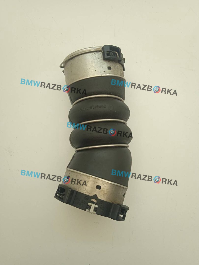 патрубок интеркулера BMW 3 серия F30/F31/F34 [рестайлинг] F30 2015, 3.0 л., N57 D30 A, дизель, АКПП, a300, седан, полный привод, правый руль, 8513450