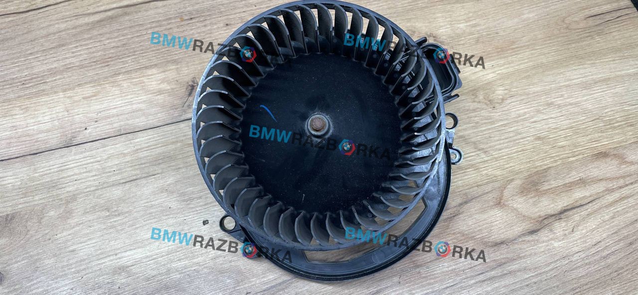 моторчик печки BMW 3 серия F30/F31/F34 [рестайлинг] F30 2015, 3.0 л., N57 D30 A, дизель, АКПП, a300, седан, полный привод, правый руль