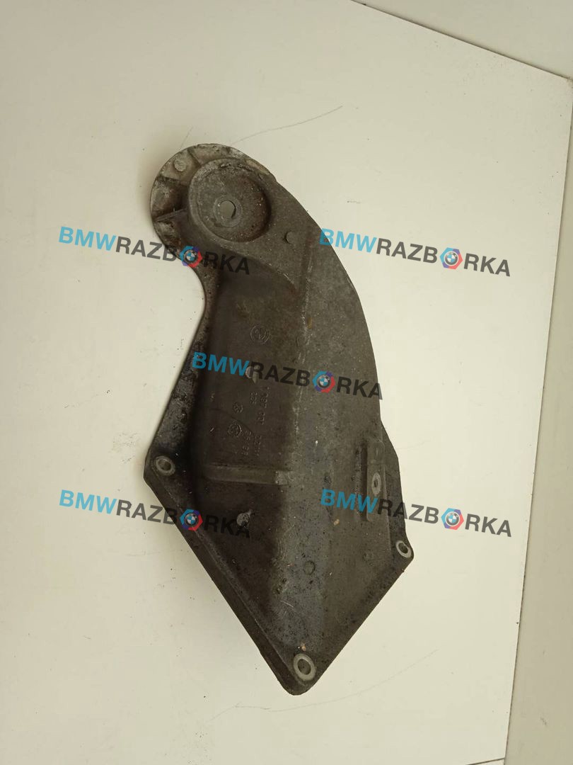 кронштейн двигателя BMW X5 E53 2002, 3.0 л., M57 D30 (306D1), дизель, АКПП, внедорожник 5 дв., правый руль, 1097001