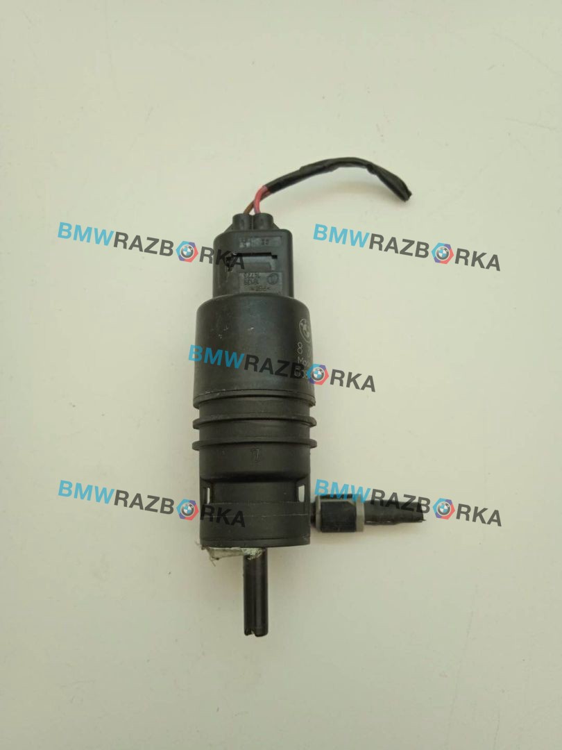 насос (моторчик) омывателя стекла BMW X3 F25 2013, 2.0 л., N20 B20 A, бензин, АКПП, внедорожник 5 дв., 8362154