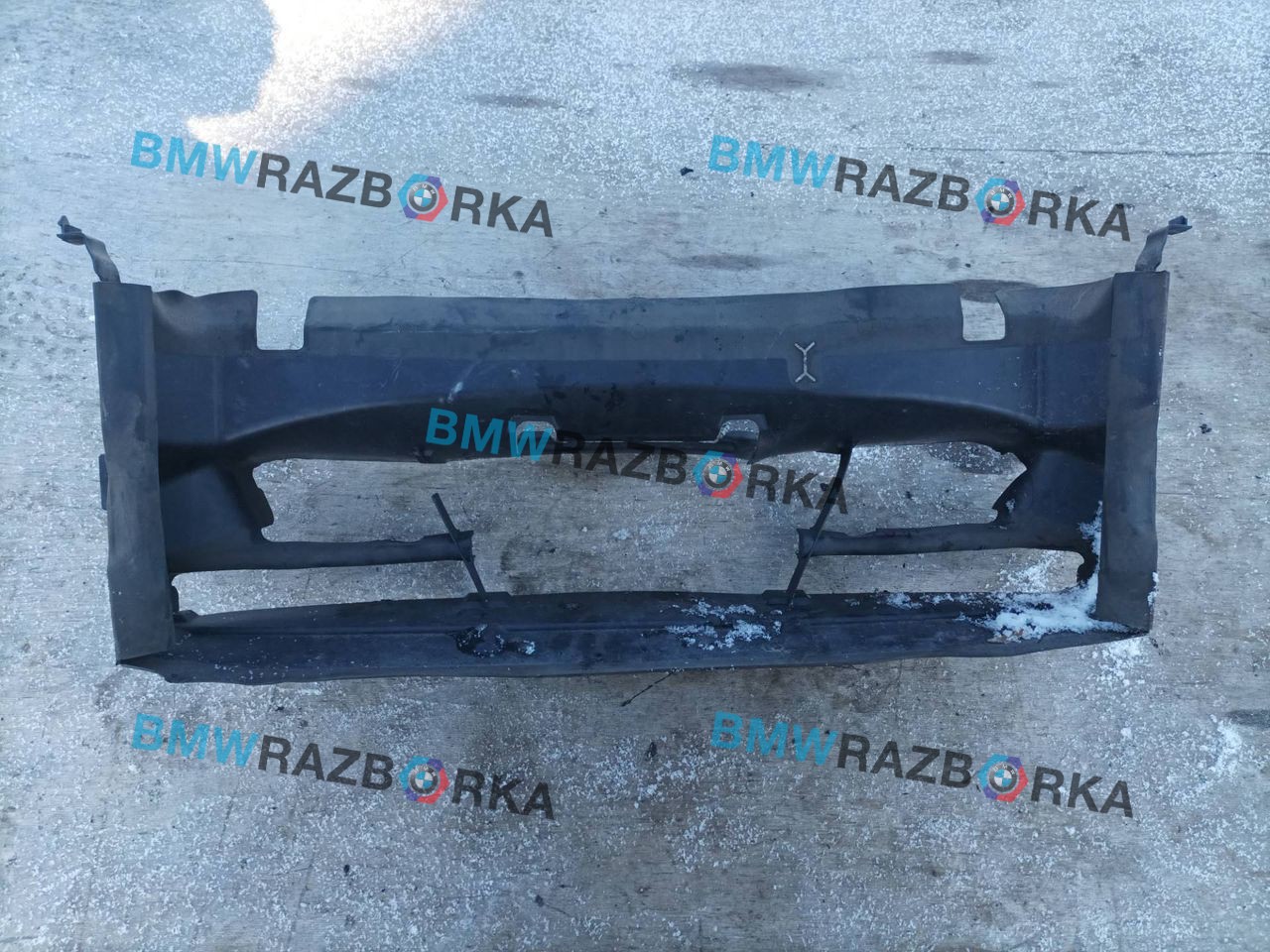 воздуховод (дефлектор) радиатора BMW 3 серия F30/F31/F34 [рестайлинг] F30 2015, 3.0 л., N57 D30 A, дизель, АКПП, a300, седан, полный привод, правый руль, 7255414