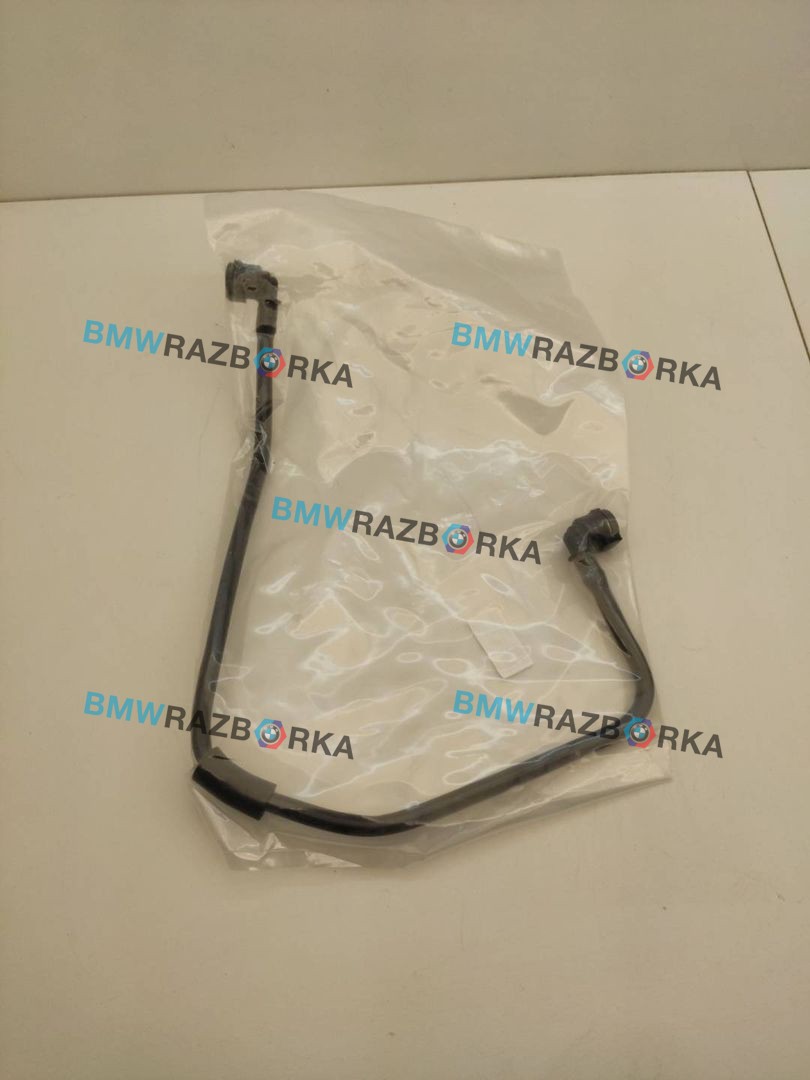 патрубок расширительного бачка BMW 4 серия F32/F33 [рестайлинг] F33 2018, 2.0 л., i, бензин, АКПП, кабриолет, задний привод, 8740118, 17128740118