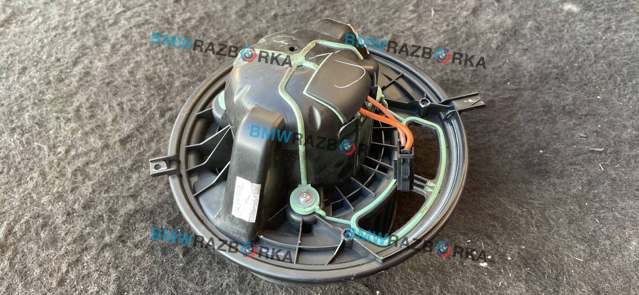 моторчик печки BMW X3 F25 2014, 2.0 л., N47 D20 C, дизель, МКПП, 475, внедорожник 5 дв., полный привод, правый руль