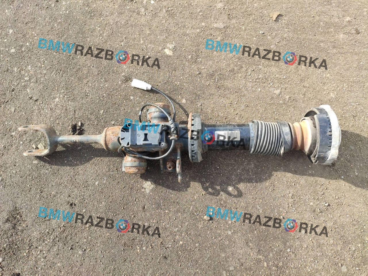 амортизатор передний правый BMW 7 серия F01/F02 F01 2009, 3.0 л., дизель, правый руль, 6796926