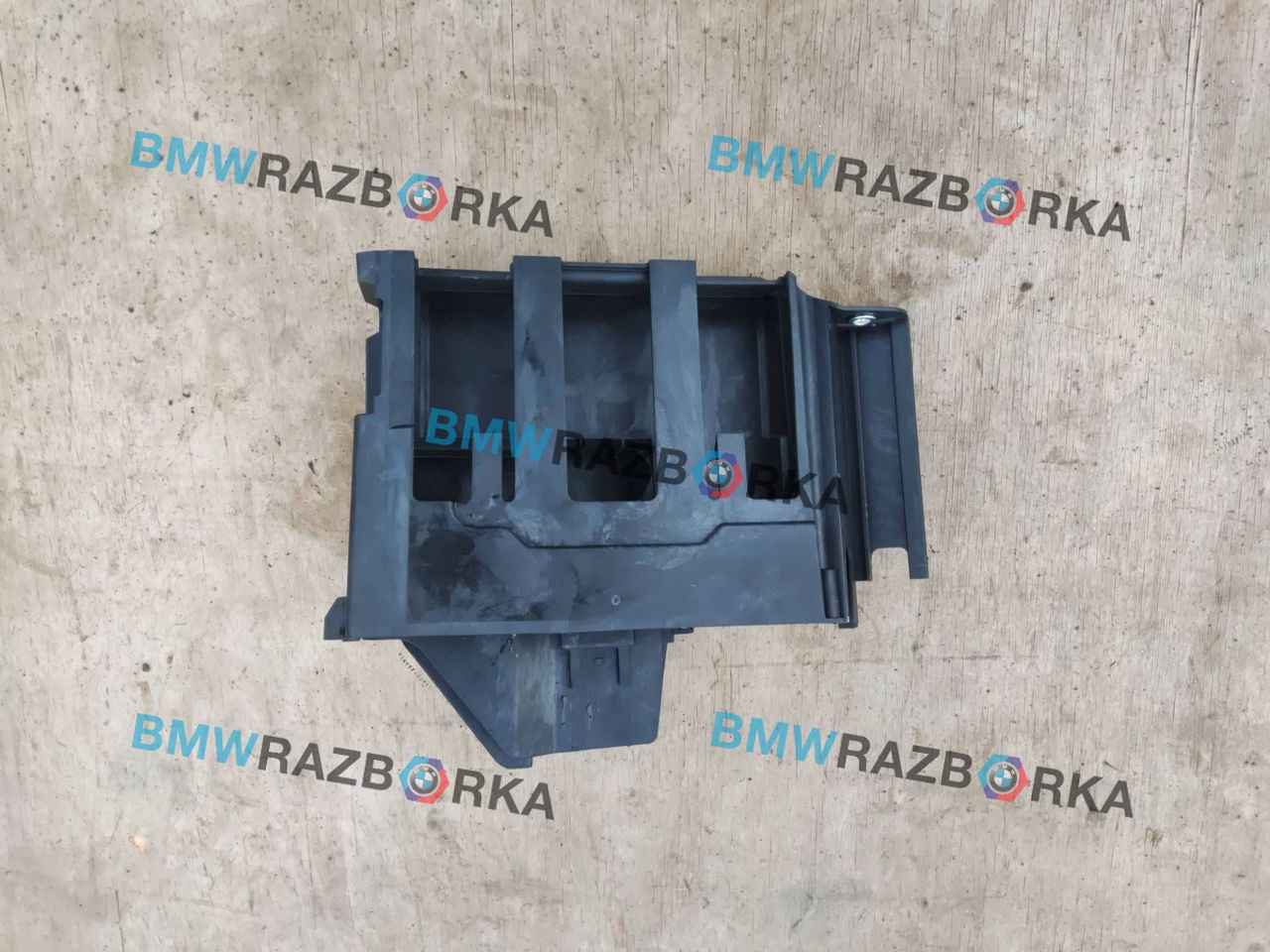 корпус эбу BMW 2 серия F44 2022, 1.5 л., i, B38 A15 A, бензин, АКПП, белый(300), седан, передний привод, правый руль, 12908581370