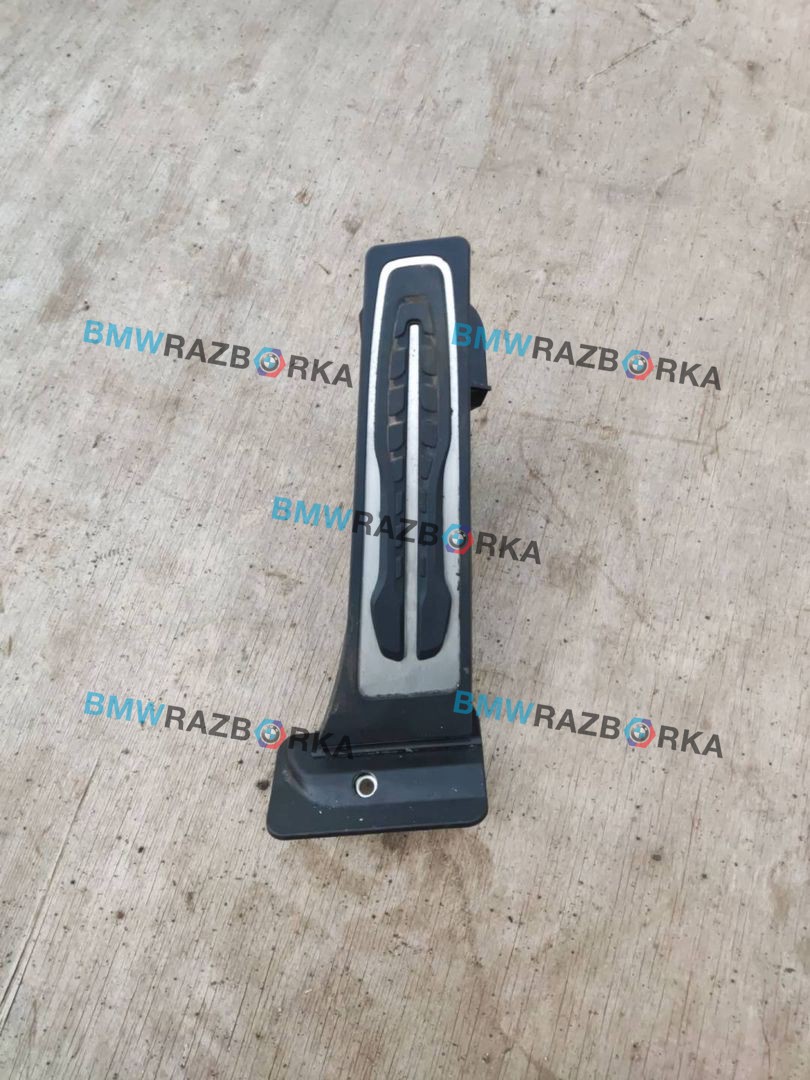 педаль BMW 2 серия F44 2022, 1.5 л., i, B38 A15 A, бензин, АКПП, белый(300), седан, передний привод, правый руль, 35406889820