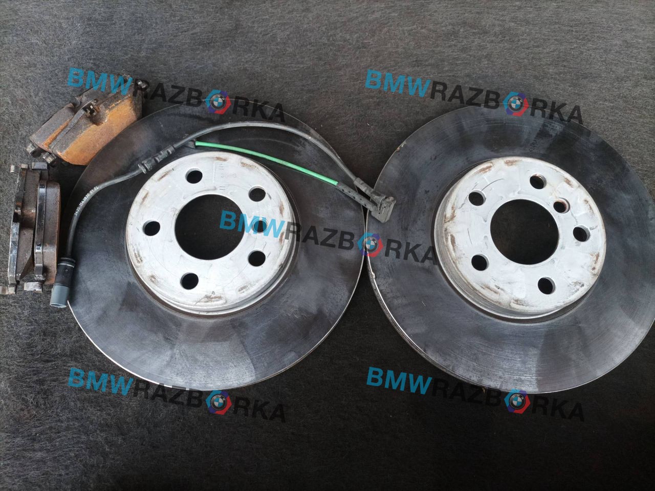 диски тормозные (комплект) BMW 2 серия F44 2022, 1.5 л., i, B38 A15 A, бензин, АКПП, белый(300), седан, передний привод, правый руль, 6799351