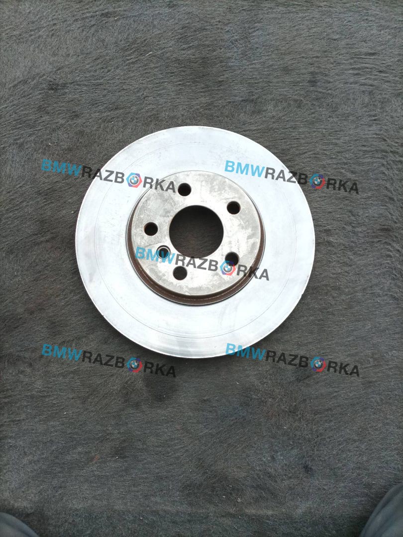 диск тормозной передний BMW 1 серия F40 2020, 1.5 л., i, B38 A15 A, бензин, АКПП, b39, хетчбэк 5 дв., задний привод, правый руль, 6799351