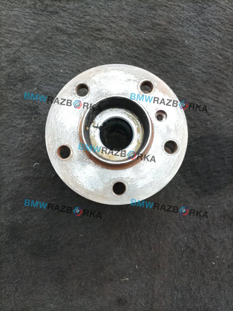 ступица передняя BMW 1 серия F40 2020, 1.5 л., i, B38 A15 A, бензин, АКПП, b39, хетчбэк 5 дв., задний привод, правый руль, 6874443