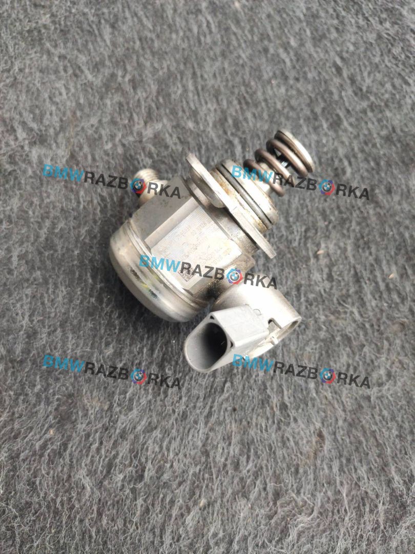 ТНВД BMW 5 серия F07/F10/F11 2012, 4.4 л., N63 B44 A, бензин, АКПП, седан, 7595339, 0261520144