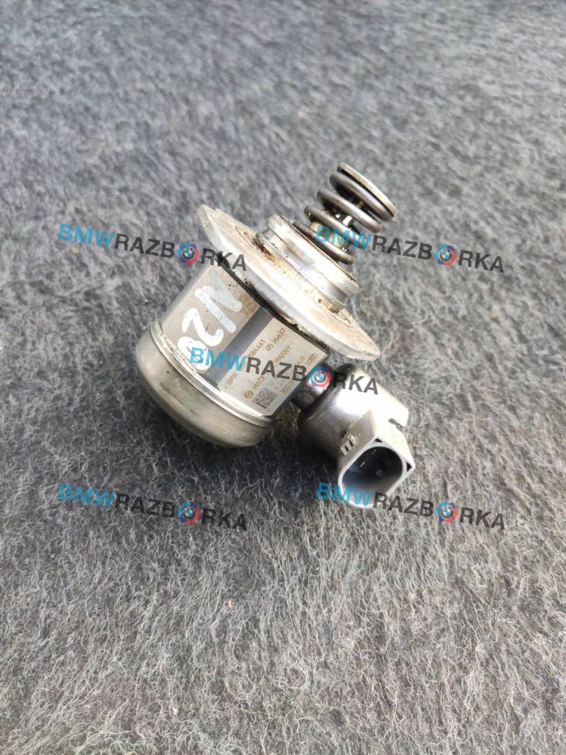 ТНВД BMW 5 серия F07/F10/F11 [рестайлинг] 2013, 2.0 л., бензин, АКПП, седан, 7584461, 0261520148
