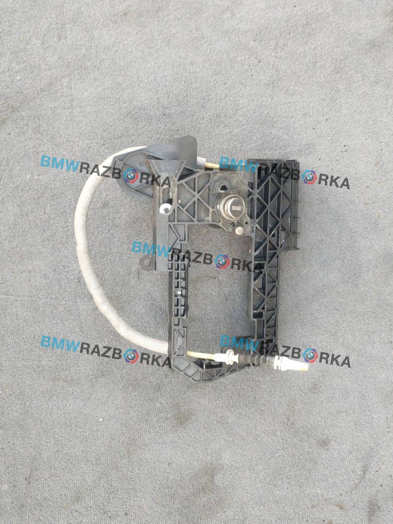 скелет ручки двери передней правой BMW Z4 E89 (2009 - 2016), 2.0 л., i, N20 B20 B, бензин, МКПП, b39 mineral-grau metallic, родстер, задний привод, правый руль, 7298281