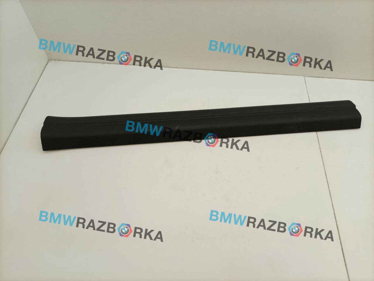 накладка на порог внутренняя BMW Z4 E89 2013, 2.0 л., бензин, АКПП, родстер, 9129051