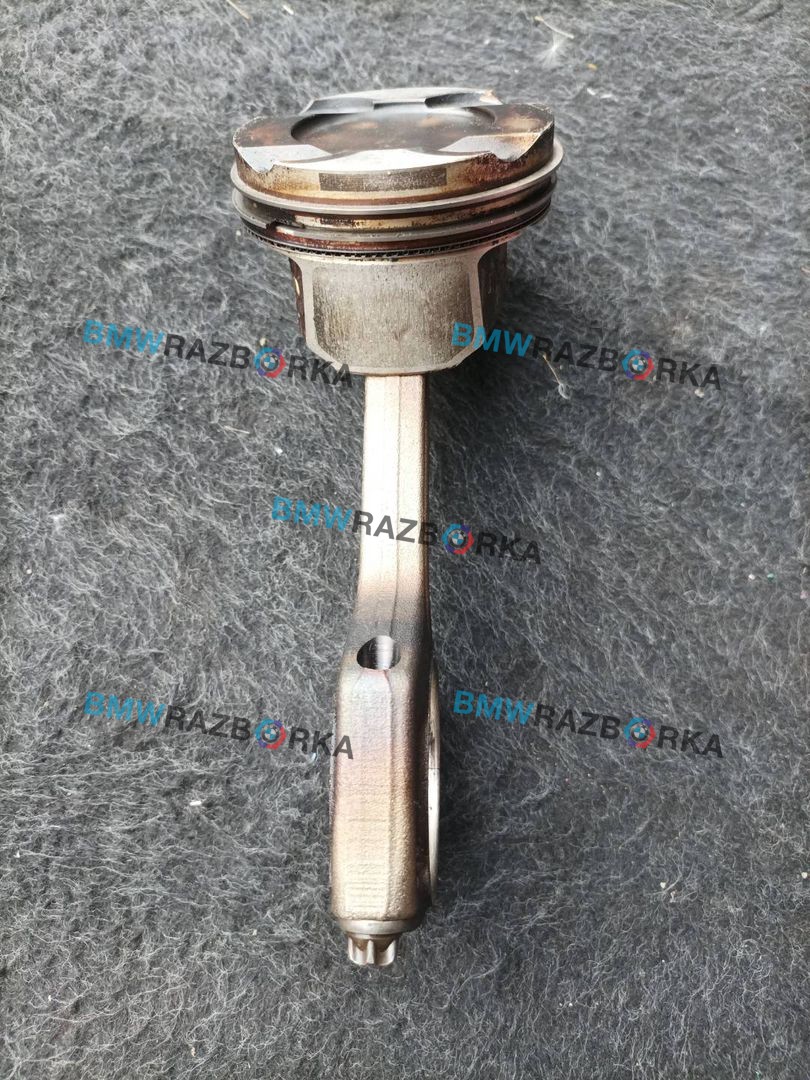 поршень BMW 3 серия F30/F31/F34 F30 2012, 2.0 л., N20 B20 A, бензин, АКПП, черный, седан, задний привод, правый руль, 7640166