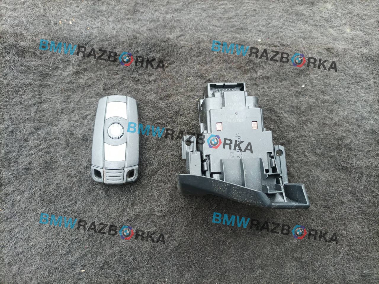 замок зажигания BMW Z4 E89 (2009 - 2016), 2.0 л., i, N20 B20 B, бензин, МКПП, b39 mineral-grau metallic, родстер, задний привод, правый руль, 9176681