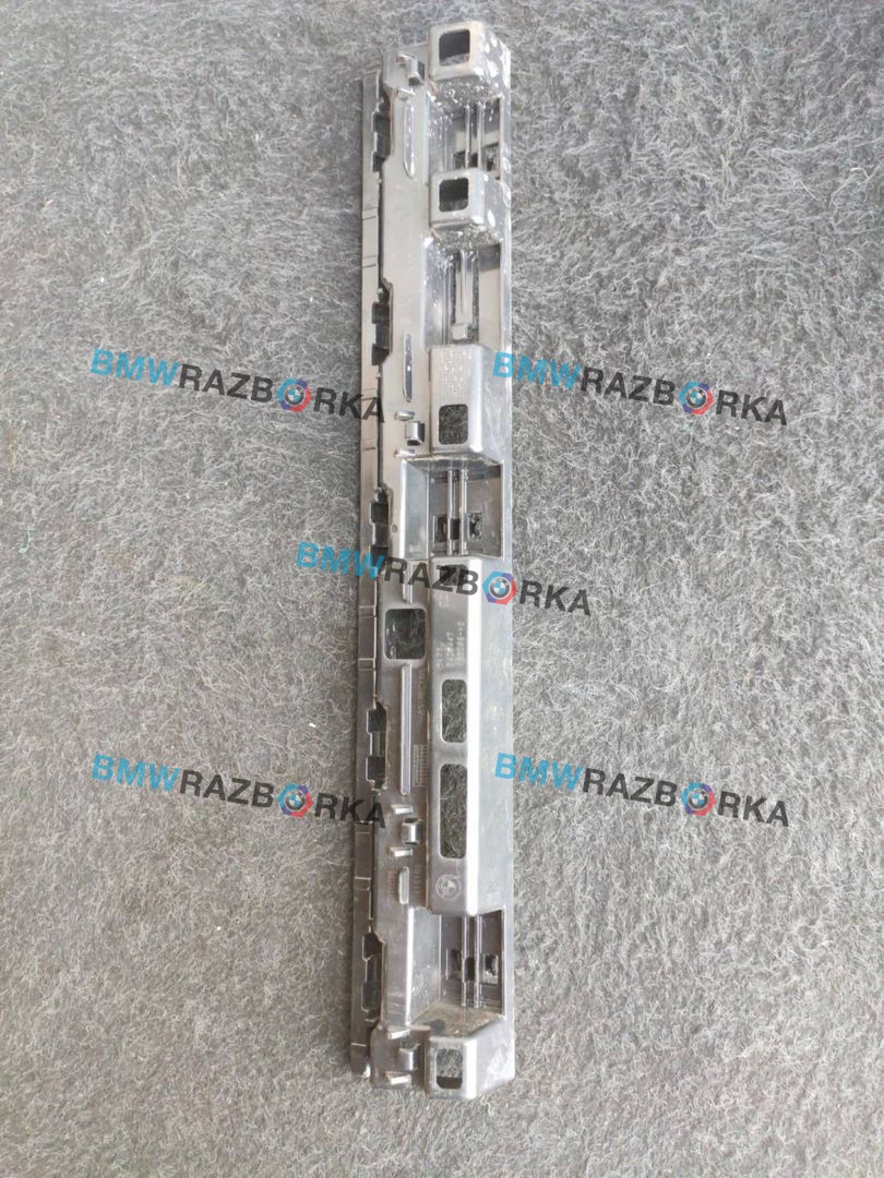 Кронштейн крепления порога BMW X2 F39 2020, 2.0 л., B48 A20 A, бензин, белый, внедорожник 5 дв., правый руль, 7426447