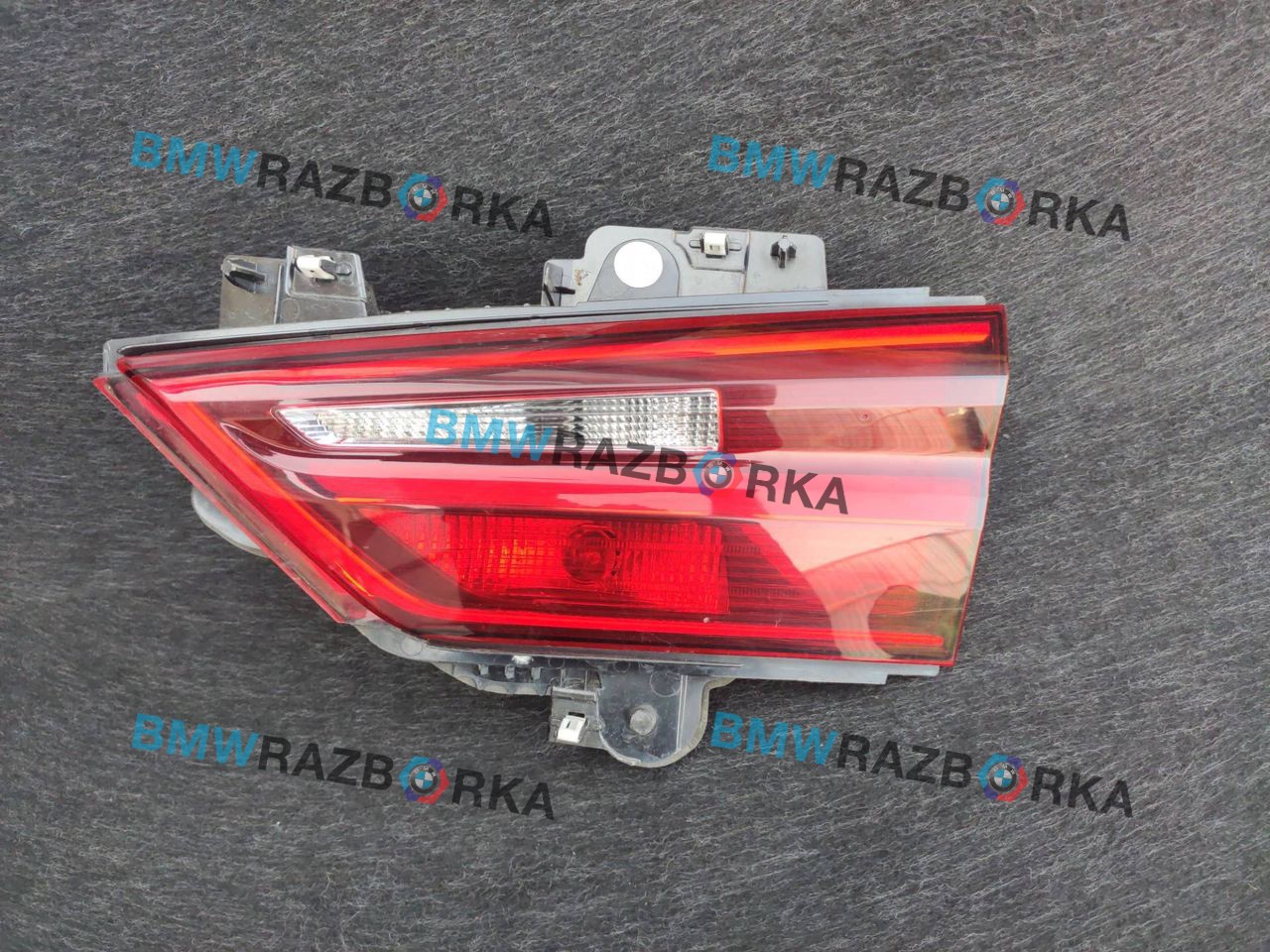 фонарь крышки багажника правый BMW X2 F39 2020, 2.0 л., B48 A20 A, бензин, белый, внедорожник 5 дв., правый руль, 7420748, 63217420748