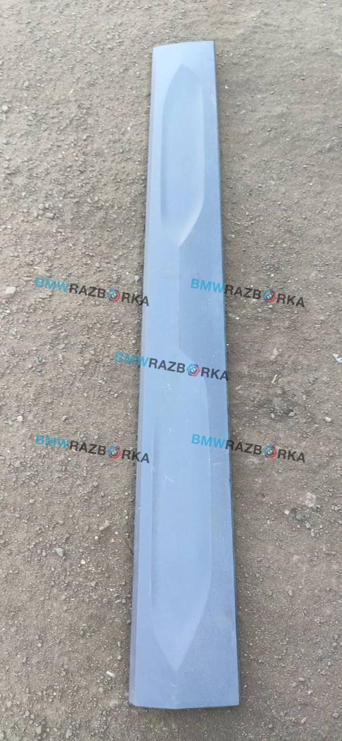 молдинг двери передней правой BMW X2 F39 2020, 2.0 л., B48 A20 A, бензин, белый, внедорожник 5 дв., правый руль, 7421440, 51137421440