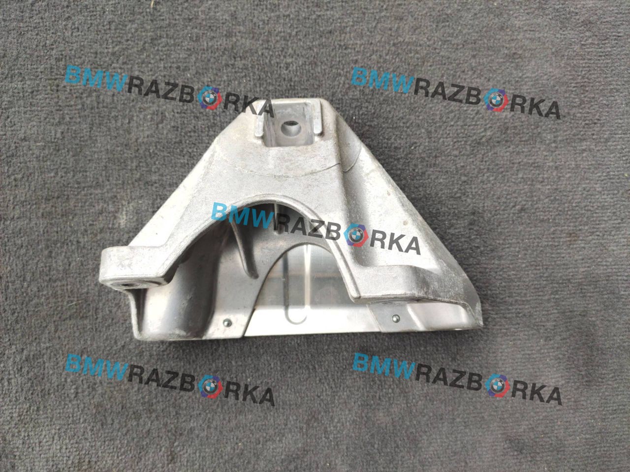 кронштейн двигателя BMW 6 серия F06/F12/F13 F06 2014, 4.0 л., дизель, a300, седан