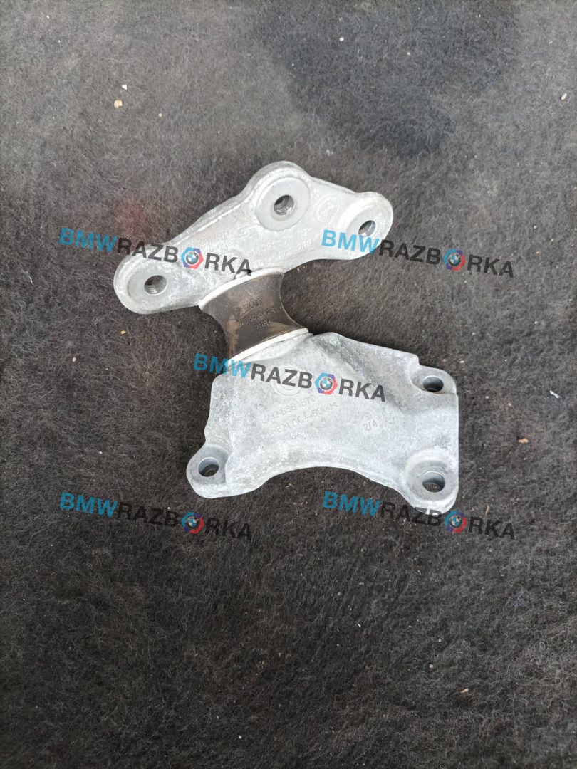 кронштейн КПП BMW X3 G01 2018, 3.0 л., i, B58 B30 A, бензин, АКПП, внедорожник 5 дв., полный привод, правый руль, 6861570, 6861571, 6860542
