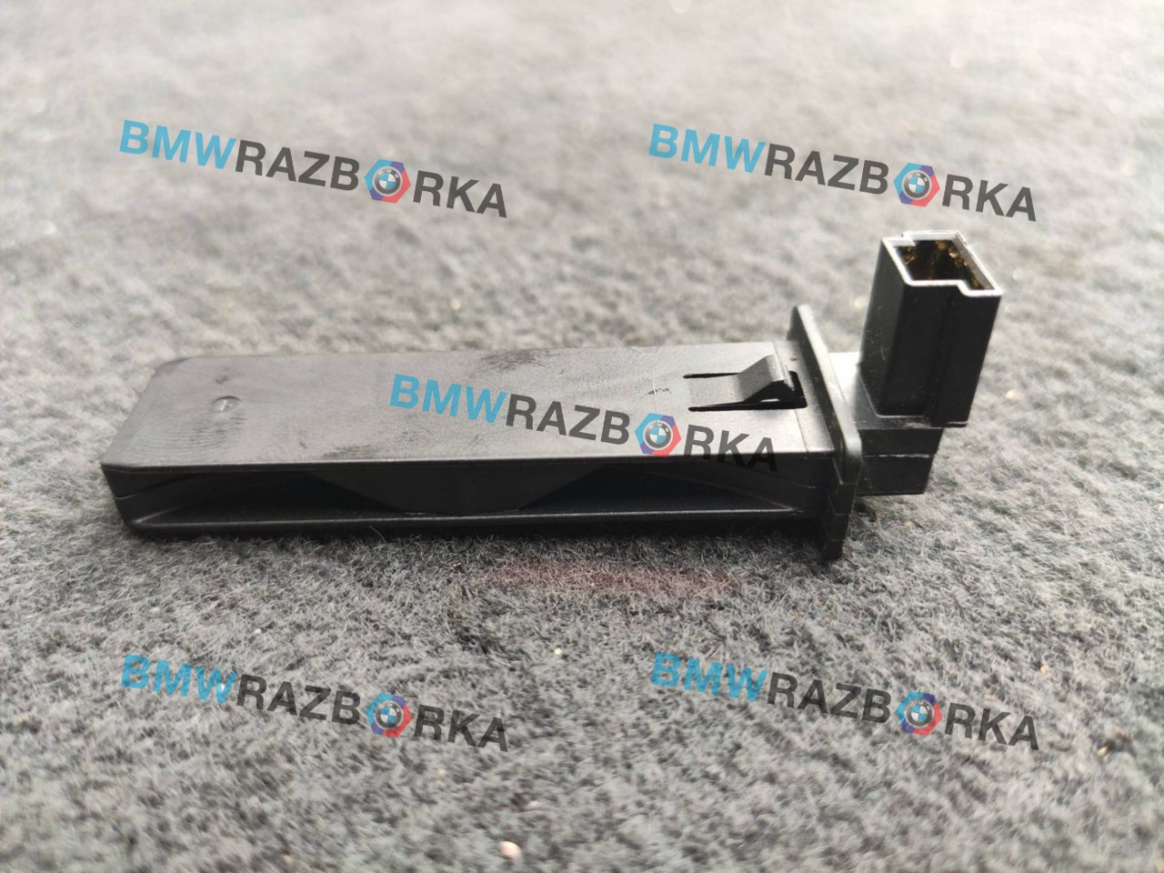 датчик температуры BMW M5 F90 2019, 4.4 л., i, S63 B44 B, бензин, АКПП, седан, полный привод, правый руль, 9350980, 64119350980