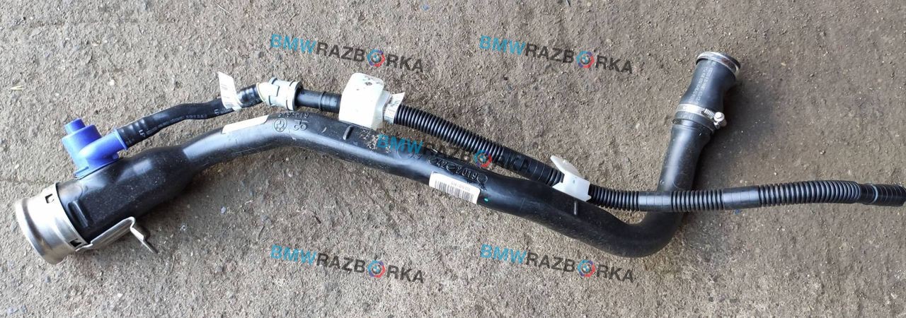 горловина топливного бака BMW M8 F91/92 F91 2020, 4.4 л., i, S63 B44 B, бензин, АКПП, 490, кабриолет, полный привод, правый руль, 7440379, 7432968