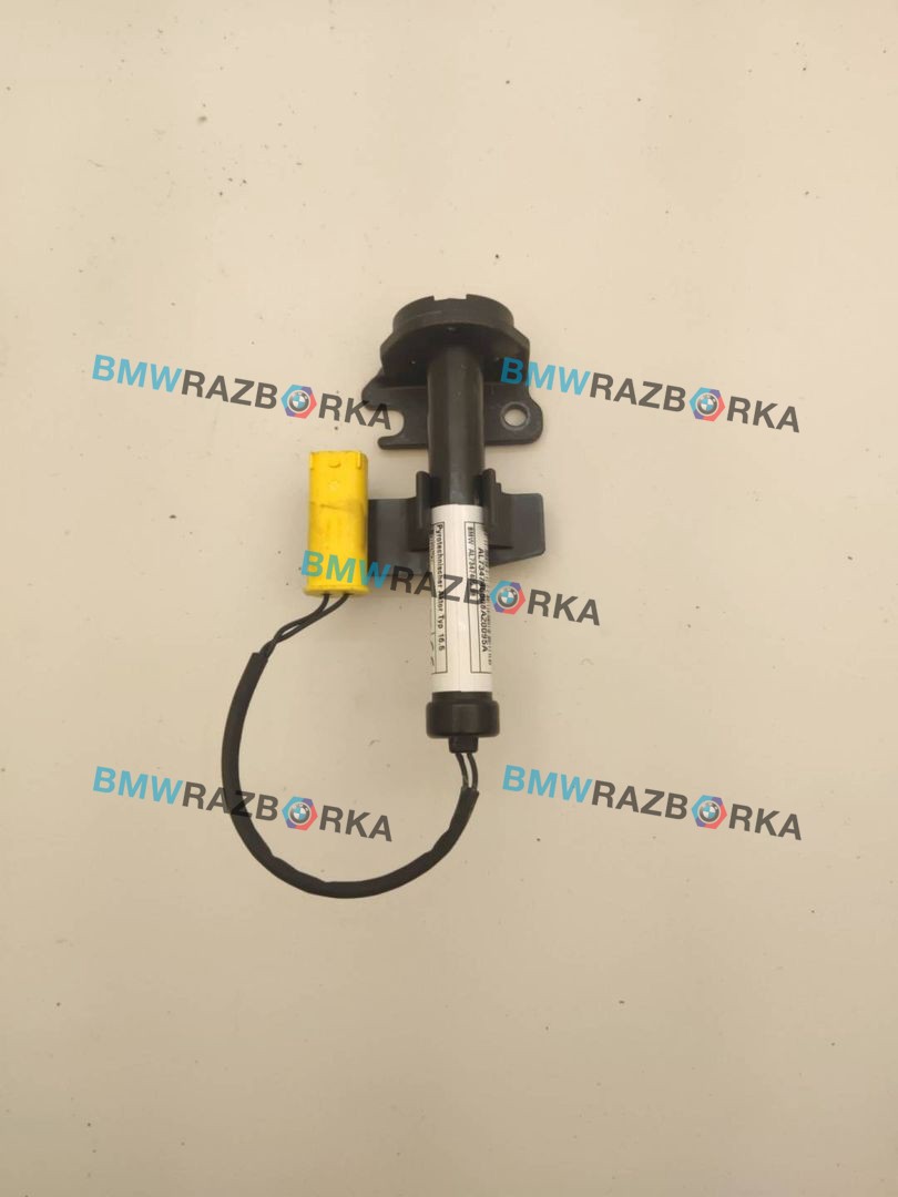 пиропатрон петли капота BMW M8 F91/92 F91 2020, 4.4 л., i, S63 B44 B, бензин, АКПП, 490, кабриолет, полный привод, правый руль, 7347405