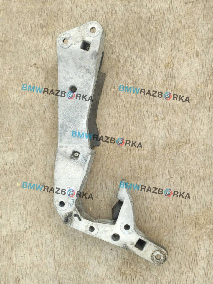 кронштейн КПП BMW M8 F91/92 F91 2020, 4.4 л., i, S63 B44 B, бензин, АКПП, 490, кабриолет, полный привод, правый руль, 9485312, 22329485312