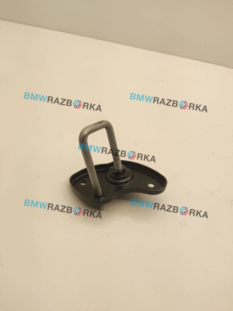 замок капота BMW M8 1 поколение F91 2020, 4.4 л., S63 B44 B, бензин, АКПП, кабриолет, 7473707