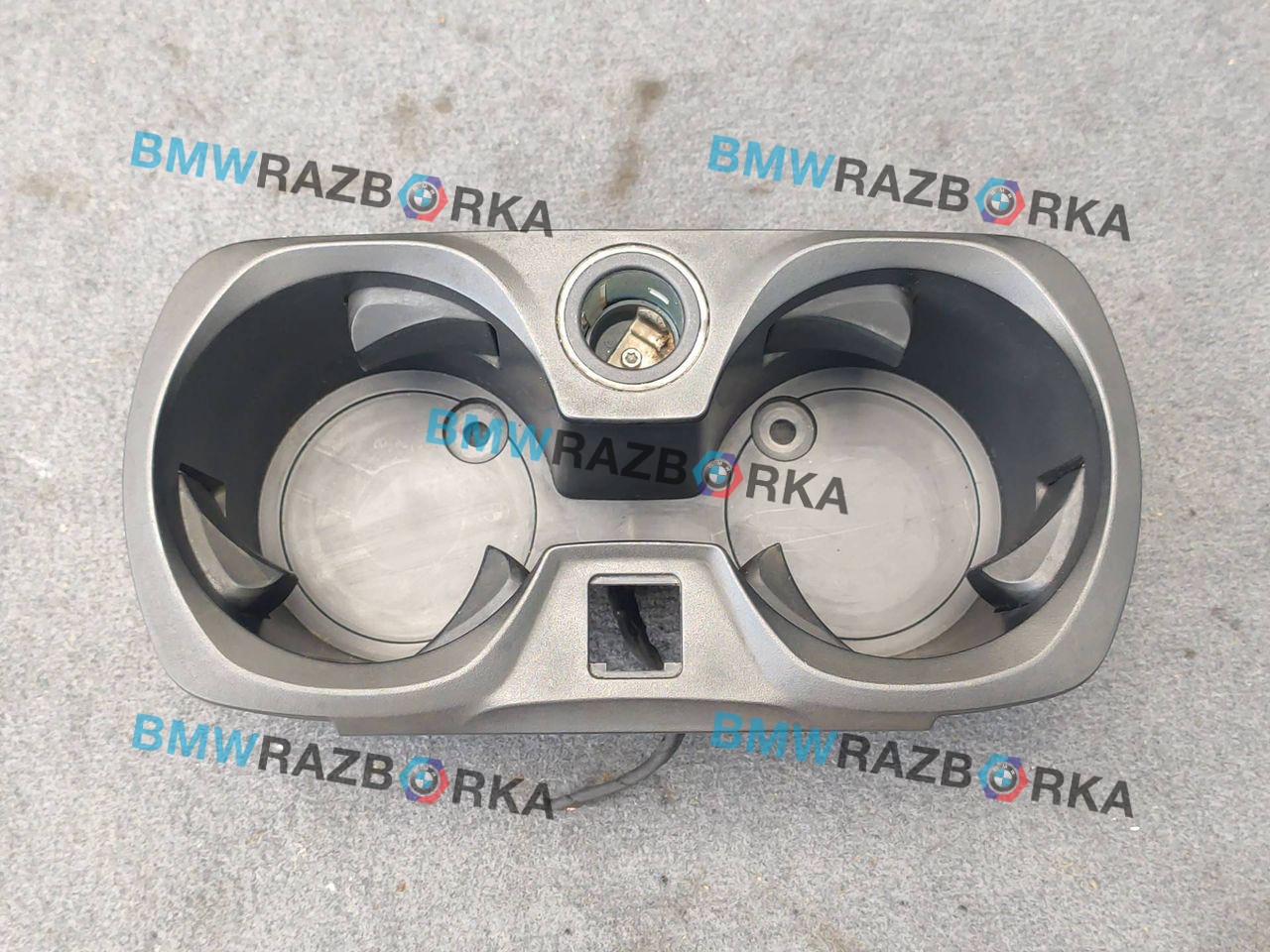 подстаканник BMW 3 серия G20 2021, 3.0 л., i, B58B30, бензин, АКПП, универсал, полный привод, правый руль, 6809803