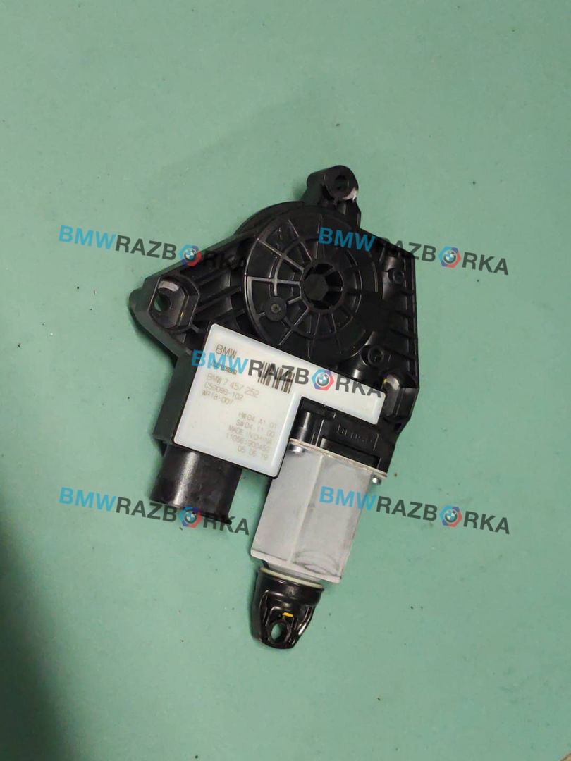 моторчик стеклоподъемника задний правый BMW X3 M F97 2019, 3.0 л., S58B30A, бензин, АКПП, внедорожник 5 дв., полный привод, 7457252