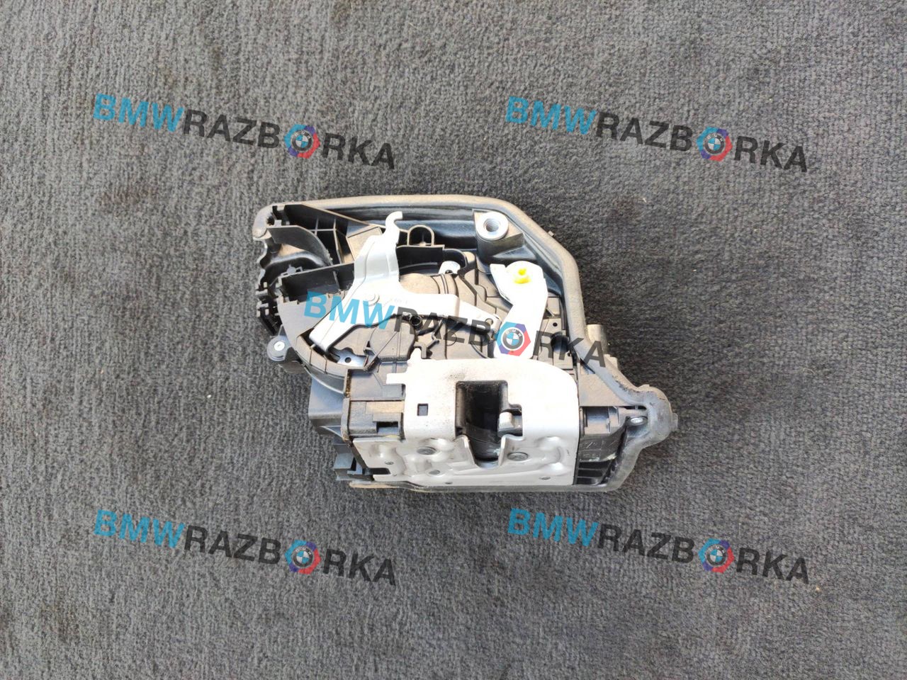 замок двери передней правой BMW X1 F48 2018, 2.5 л., дизель, АКПП, внедорожник 5 дв., 51217281936, 7281936