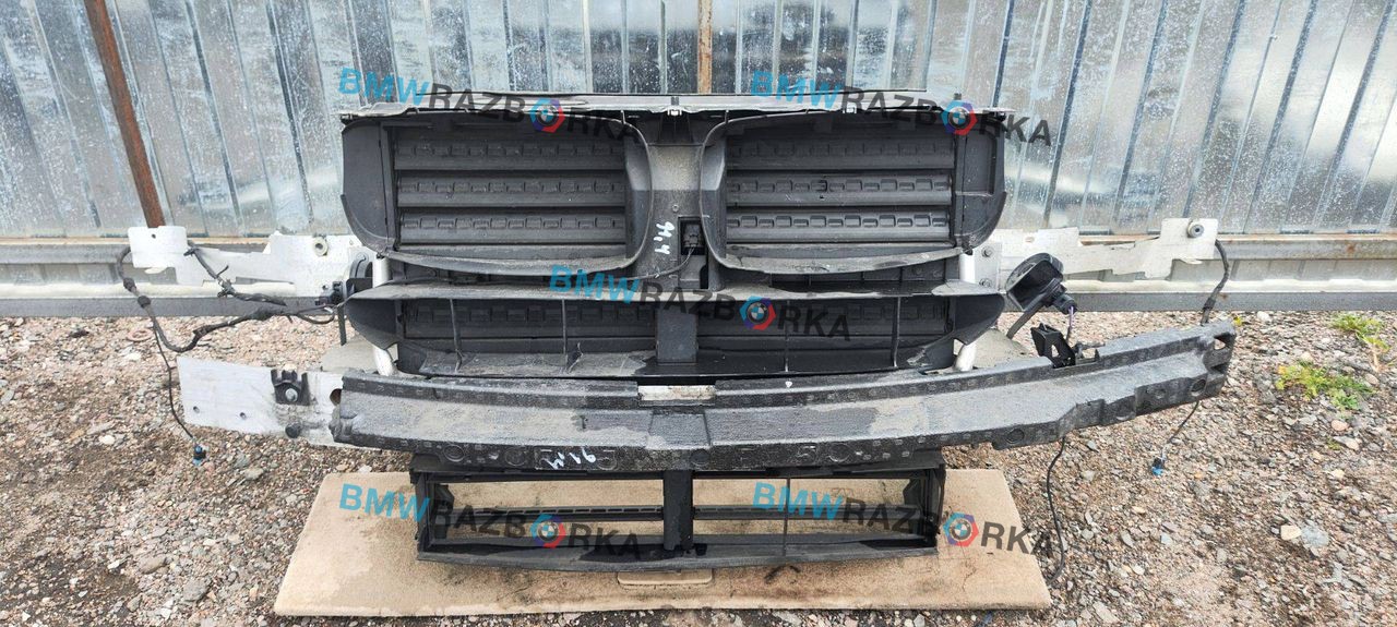 передняя панель крепления облицовки (телевизор) BMW X5 F15 (2013 - 2018), 4.0 л., гибрид, АКПП, a52, внедорожник 5 дв., полный привод, правый руль
