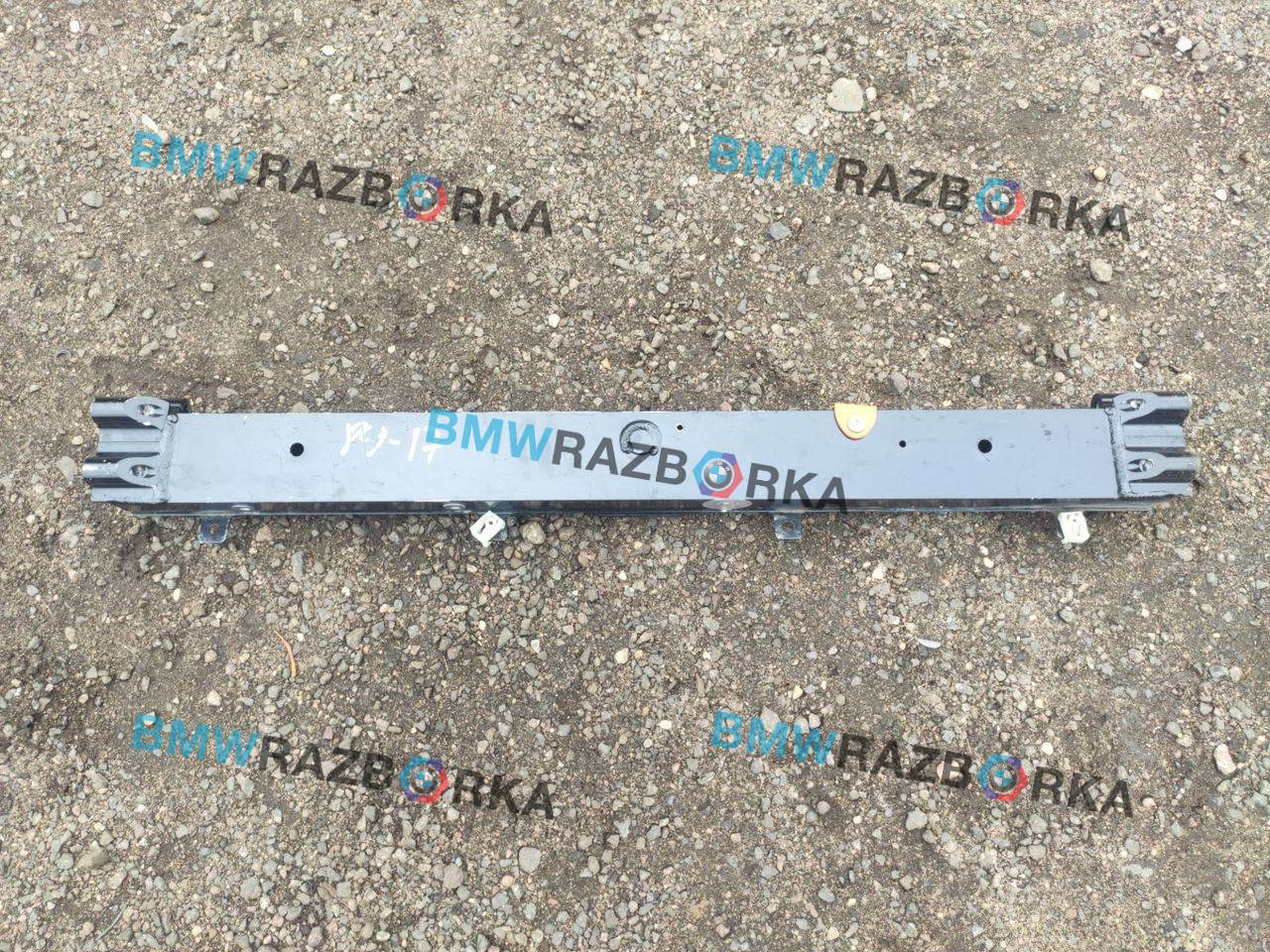 распорка кузова BMW i3 L01 I01 2014, 0.6 л., бензин, электро, задний привод, правый руль, 39206868859, 6868859