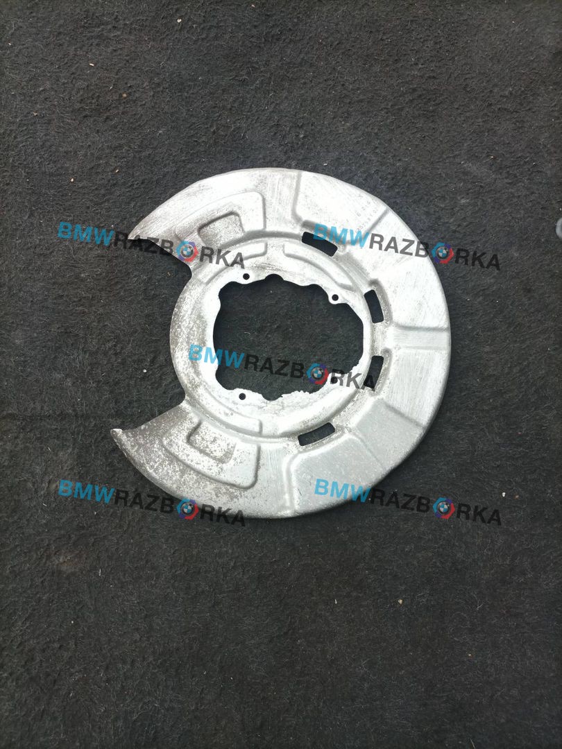 защитный кожух тормозного механизма BMW X5 F15 (2013 - 2018), 4.0 л., гибрид, АКПП, a52, внедорожник 5 дв., полный привод, правый руль, 6857981